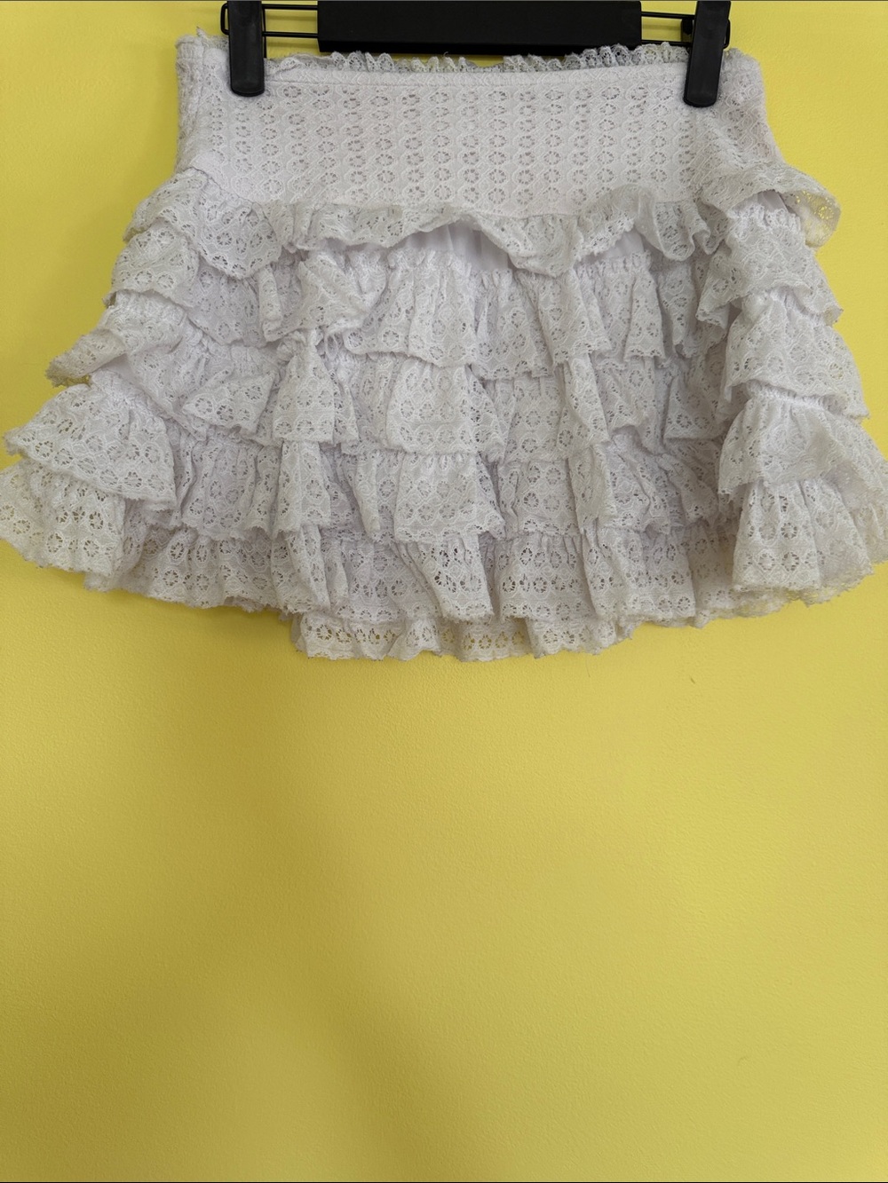 American Eagle Outfitters White Lace Ruffle Mini Skirt